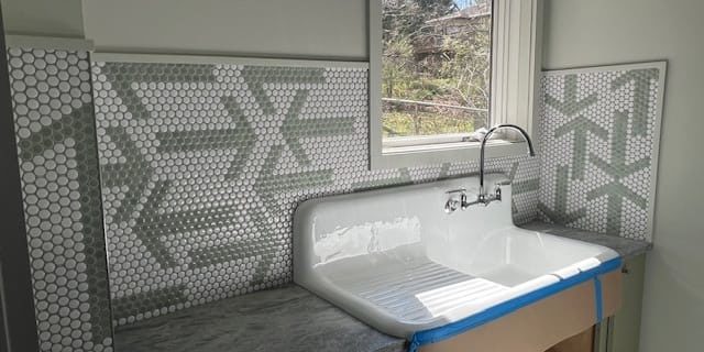 FRAN LAUNDRY BACKSPLASH FRAN LAUNDRY BACKSPLASH